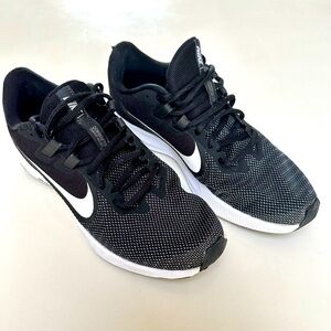 Nike Downshifter Running Shoes